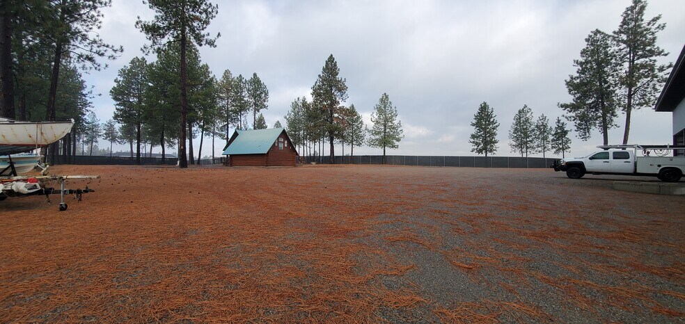 More Photos Of 4020 N Huetter Rd, Coeur d'Alene Flex For Lease