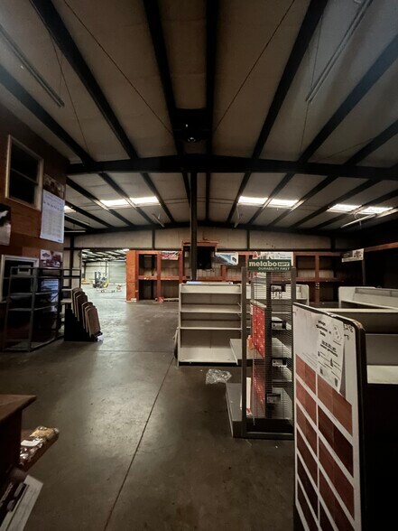 More Photos Of 1500 Union Hill Rd, Alpharetta Manufacturing For Sale