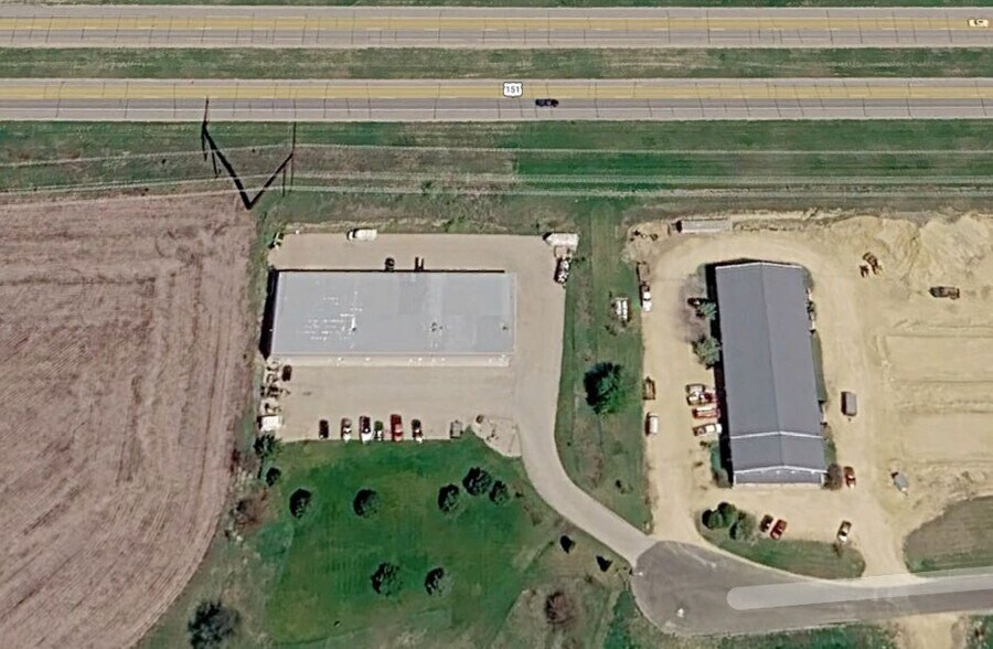 More Photos Of 11014 Blackhawk Dr, Blue Mounds Warehouse For Sale