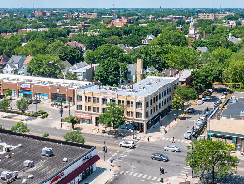 More Photos Of 5256 N Broadway St, Chicago General Retail For Lease