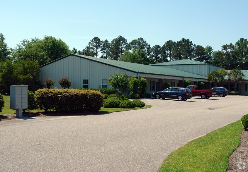 More Photos Of 207 Commerce Dr, Pawleys Island Flex For Lease