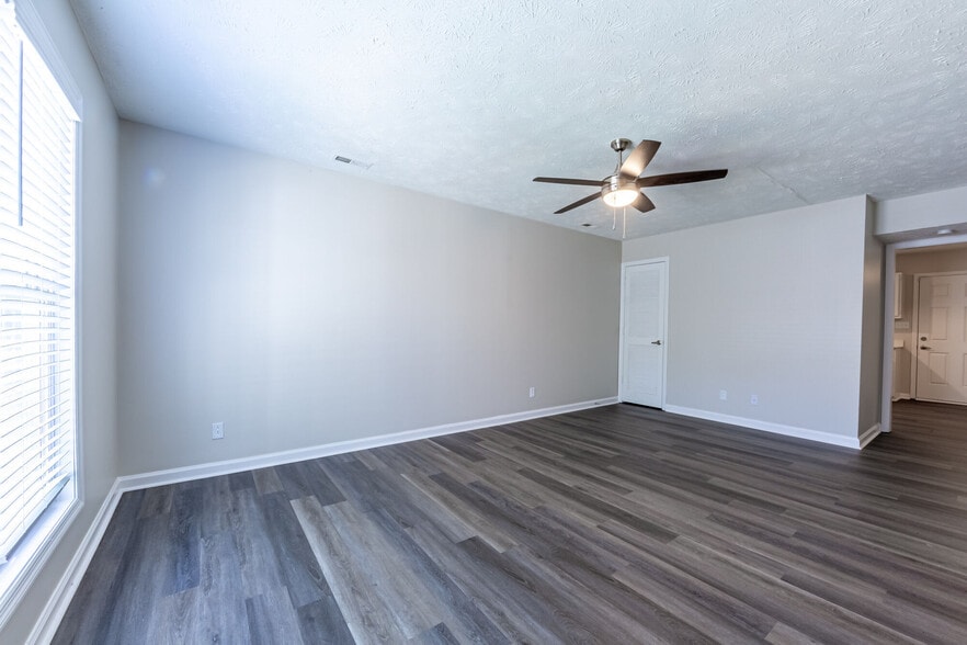 More Photos Of 5217-5336 Tern Pl, Fayetteville Apartments For Sale