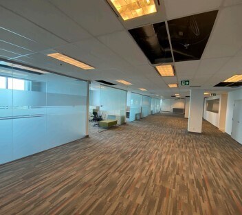 More Photos Of 5450 Explorer Dr, Mississauga Office For Lease