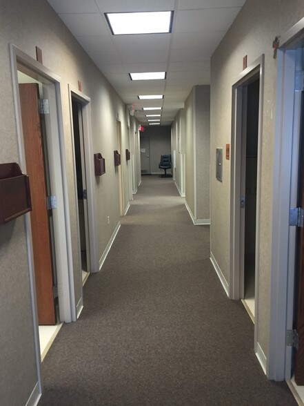 More Photos Of 7421 Highway N, Dardenne Prairie General Retail For Lease