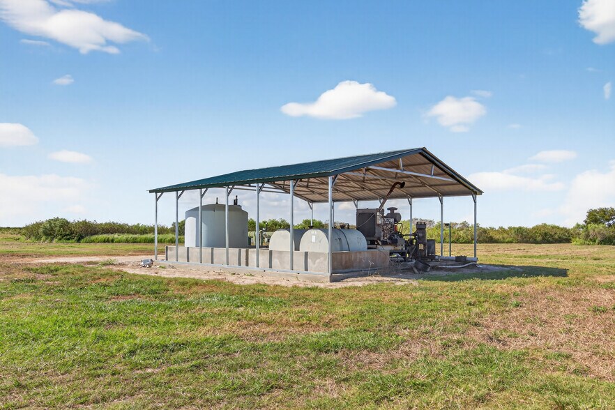 More Photos Of 8476 Ten Mile Grade, Zolfo Springs Land For Sale