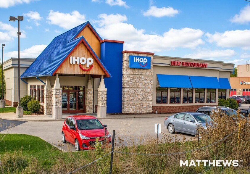 More Photos Of 2248 N Webb Rd, Grand Island Restaurant For Sale