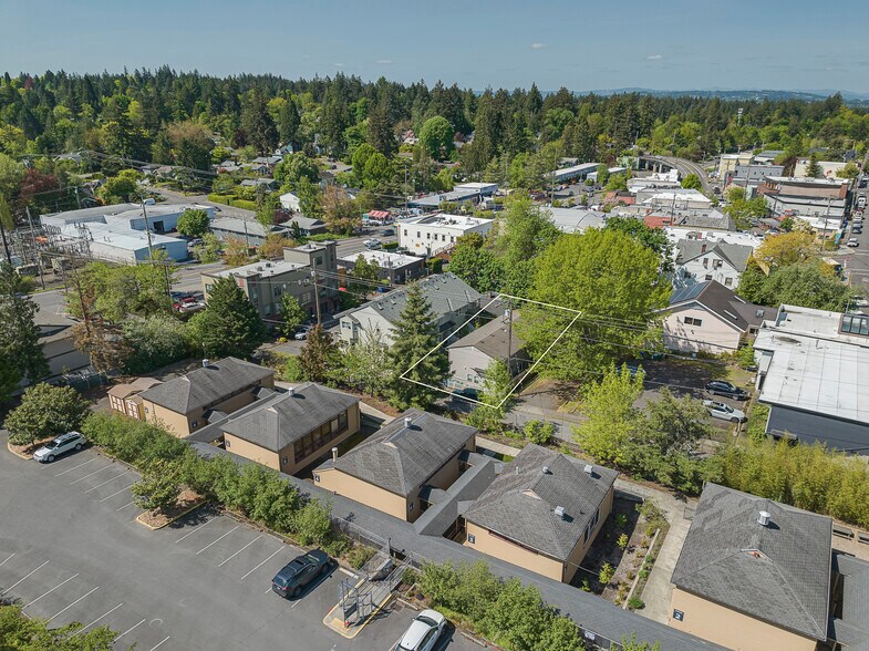 More Photos Of 7831 SW 34th Ave, Portland Apartments For Sale