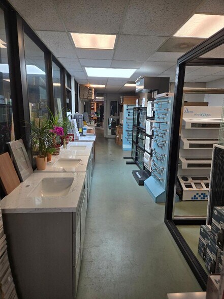 More Photos Of 15540 Hesperian Blvd, Ashland Office Residential For Sale