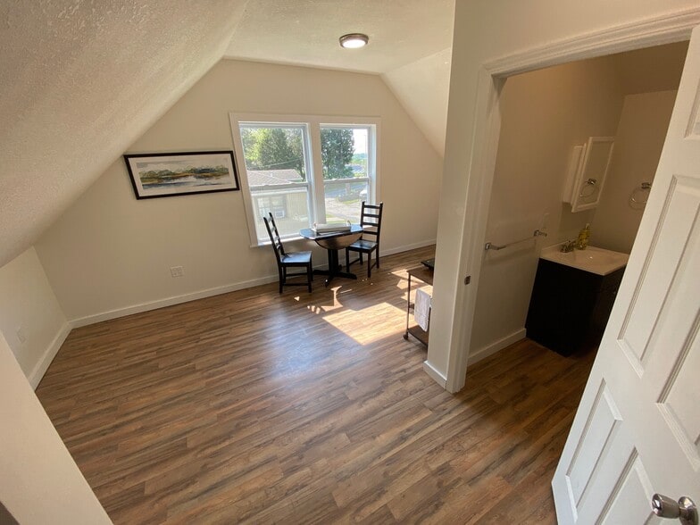 More Photos Of 8705 E 63rd Trafficway, Kansas City Apartments For Sale