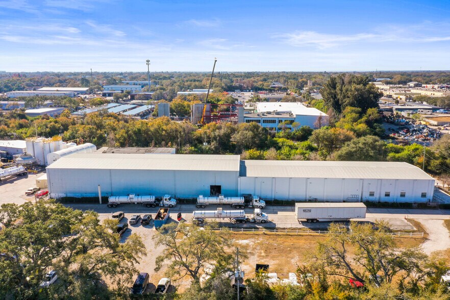 More Photos Of 1555 Sunshine Dr, Clearwater Warehouse For Sale