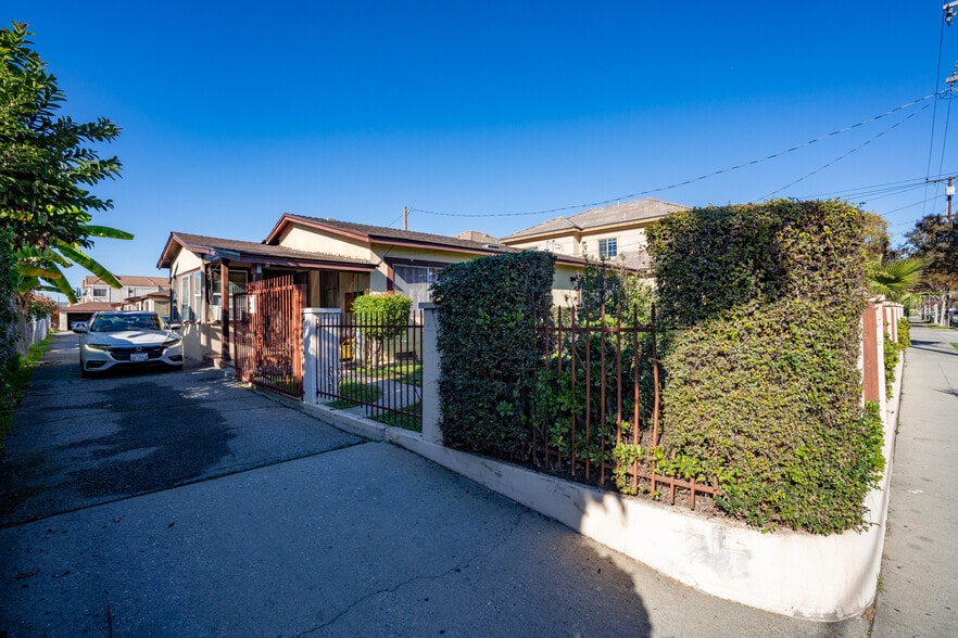 More Photos Of 215 N Alhambra Ave, Monterey Park Apartments For Sale
