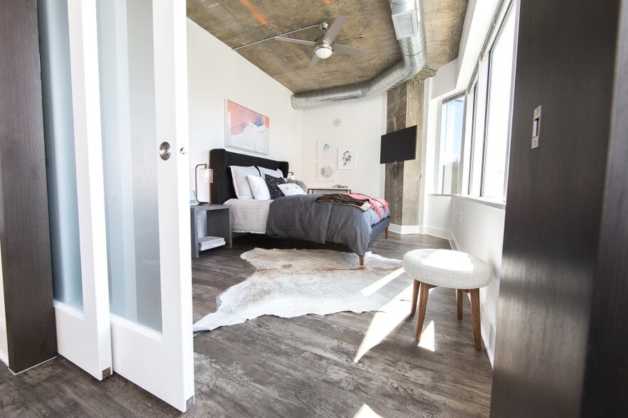 Primary Photo Of 4501 Ford Ave, Alexandria Apartments For Lease