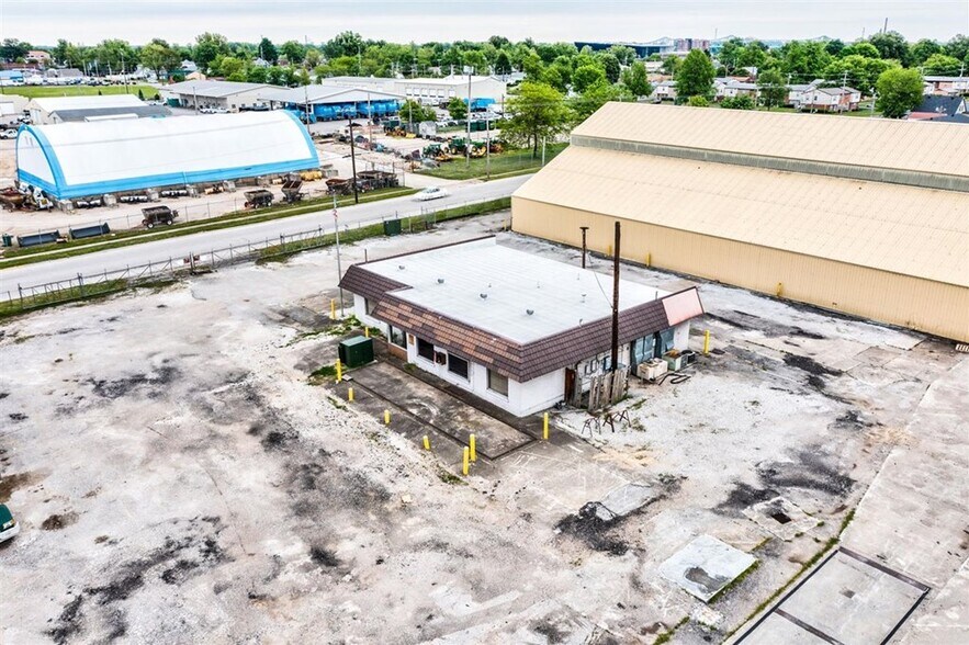 More Photos Of 1400 W 7th, Owensboro Warehouse For Sale