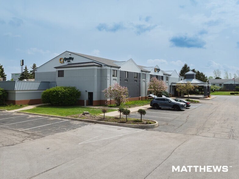 More Photos Of 10621 Fremont Pike, Perrysburg Hotel For Sale