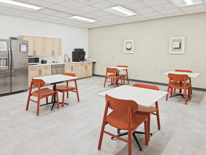 More Photos Of 11 Scott St, Wausau Coworking Space