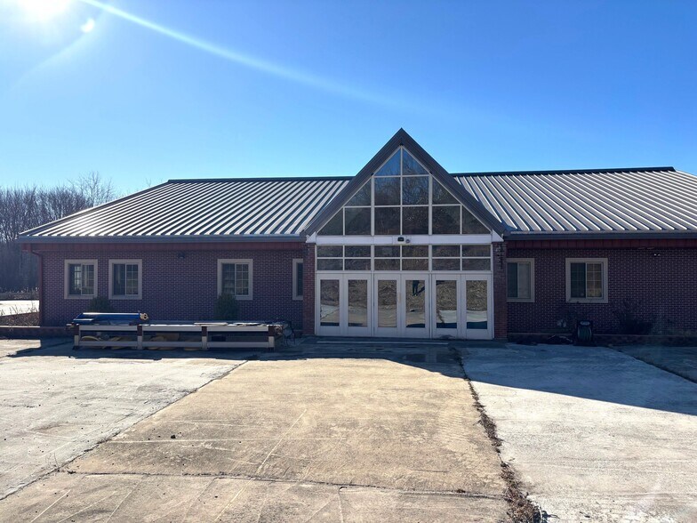 More Photos Of 66 Prokop Rd, Oxford Flex For Sale