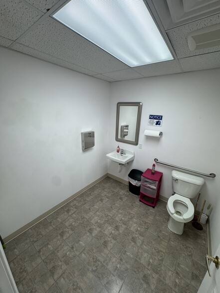 More Photos Of 513-521 E Perkins Ave, Sandusky Storefront For Sale