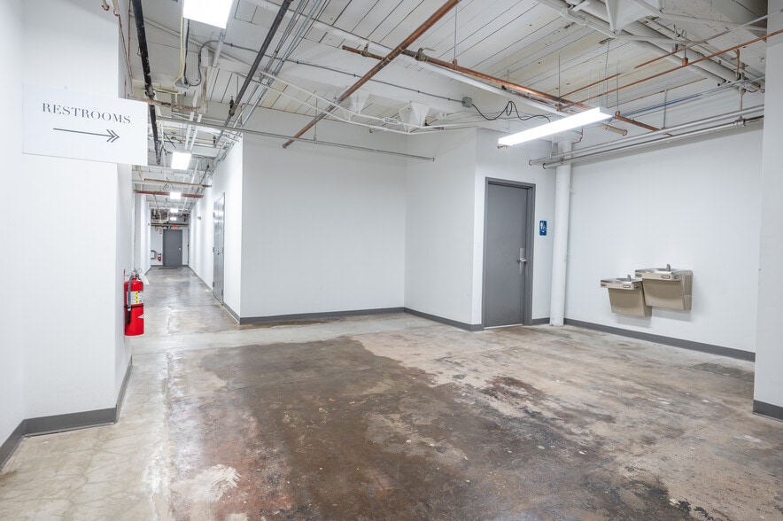 More Photos Of 28 Draper Ln, Canton Manufacturing For Lease