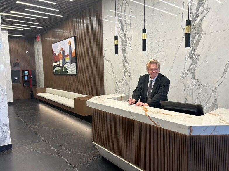 More Photos Of 108-18 Queens Blvd, Forest Hills Office For Lease