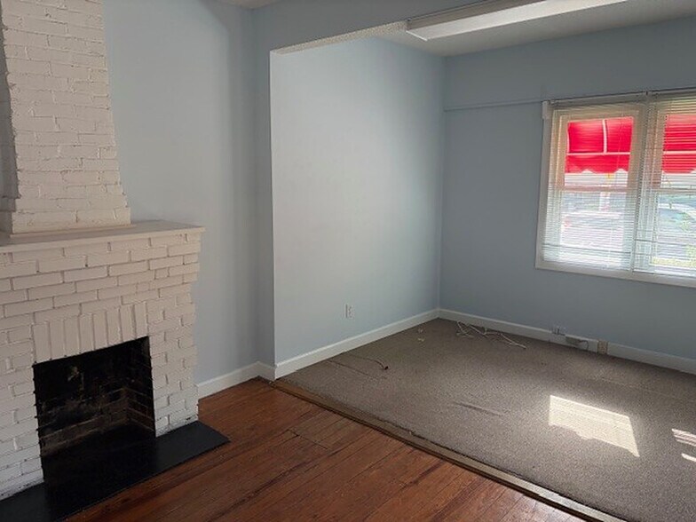More Photos Of 1100 E Park Ave, Tallahassee Office For Sale
