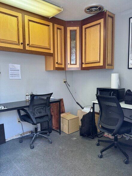 More Photos Of 1820 Empire Industrial Ct, Santa Rosa Warehouse For Sale
