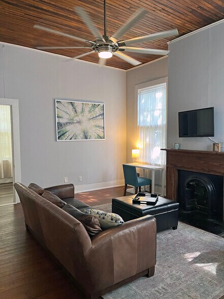 More Photos Of 522 N 7th Ave, Pensacola Multifamily For Sale