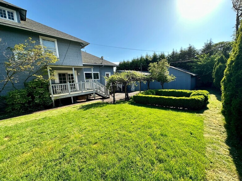 More Photos Of 214 Pioneer Pkwy West, Springfield Medical For Lease