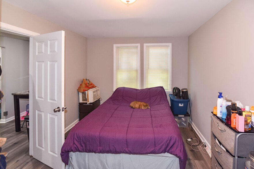 More Photos Of 128 S Philadelphia Blvd, Aberdeen Apartments For Sale