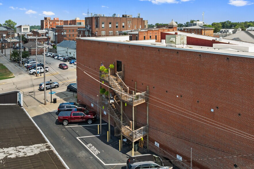 More Photos Of 120 N Elm St, Henderson Storefront Retail Residential For Sale