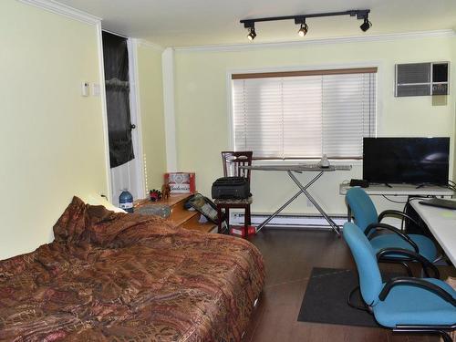 More Photos Of 445A Rue Brock, Drummondville Office For Sale