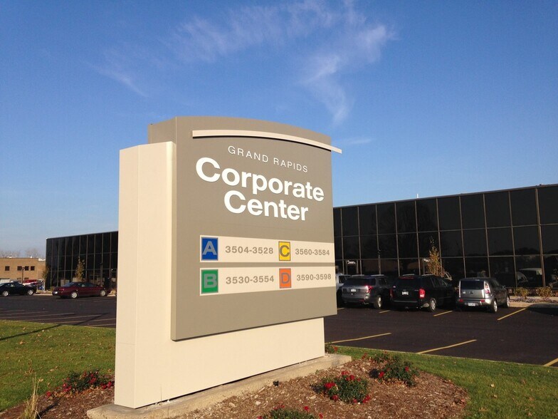 More Photos Of 3530-3554 Roger B Chaffee Mem Dr SE, Grand Rapids Warehouse For Lease