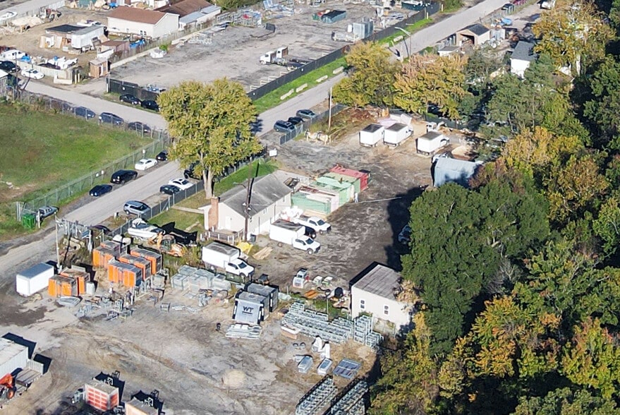 More Photos Of 8211-8219 Baltimore St, Laurel Land For Sale