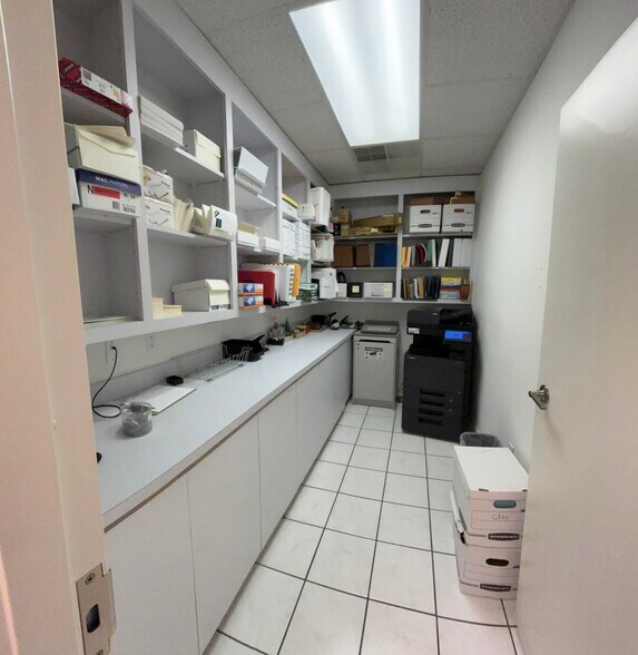 More Photos Of 1407 E Robinson St, Orlando Office For Lease