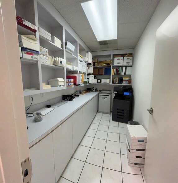 More Photos Of 1407 E Robinson St, Orlando Office For Lease