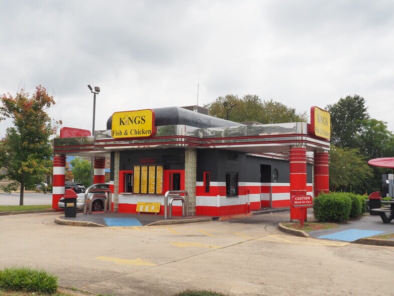 More Photos Of 211 Vernon St, Lagrange Fast Food For Sale