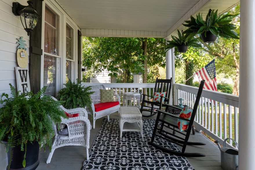 More Photos Of 207 W 2nd Ave, Easley Hospitality For Sale
