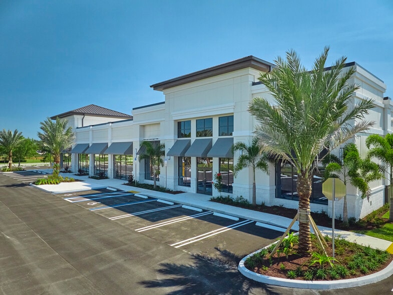 More Photos Of 1908 SW Gatlin Blvd, Port Saint Lucie General Retail For Lease