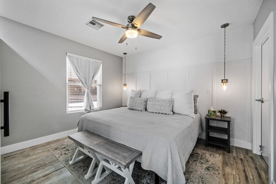 More Photos Of 2223 S Washington Ave, Titusville Office Residential For Sale
