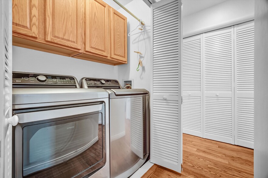 More Photos Of 179 Pomona Ave, Long Beach Hospitality For Sale