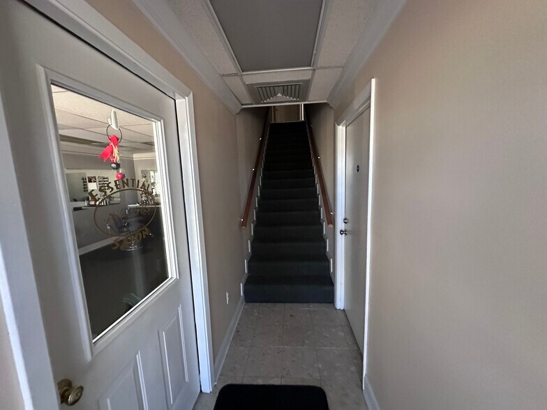 More Photos Of 224 AL-195, Jasper Storefront Retail Office For Sale