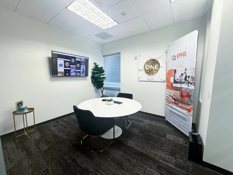 More Photos Of 2950 N Litchfield Rd, Goodyear Office For Lease