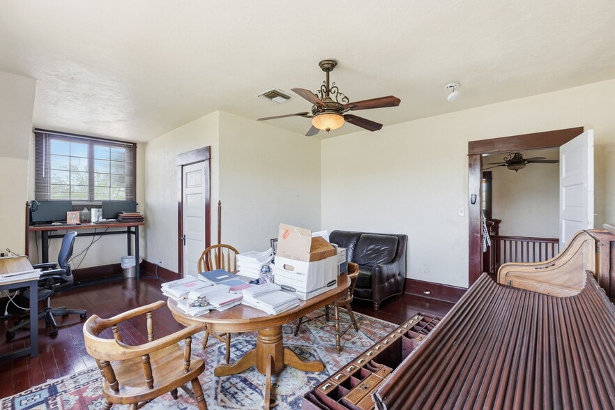 More Photos Of 1004 N 6th Ave, Tucson Office For Sale