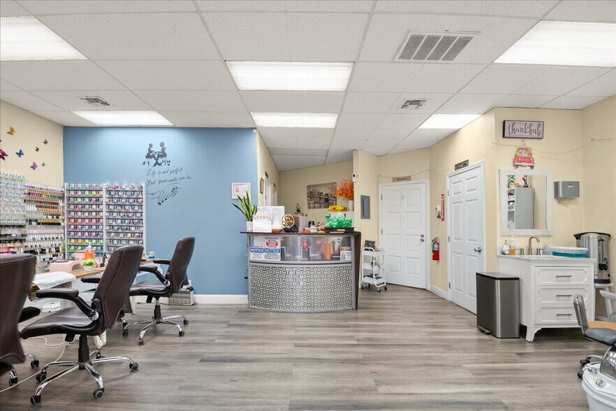 More Photos Of 37138 Niles Blvd, Fremont Freestanding For Lease