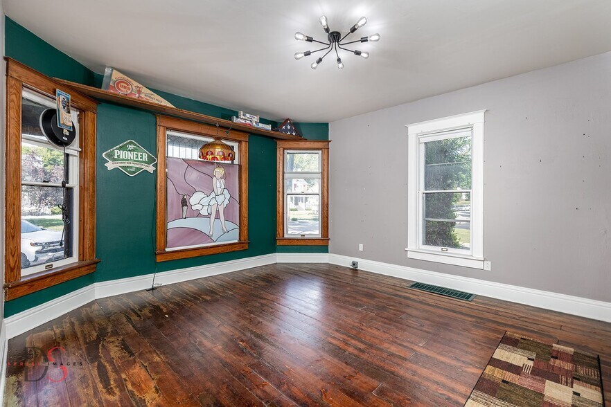 More Photos Of 131 Church st, North Utica Specialty For Sale