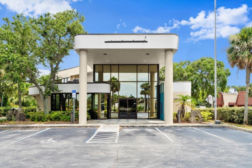 Primary Photo Of 128 E Granada Blvd, Ormond Beach Medical For Sale