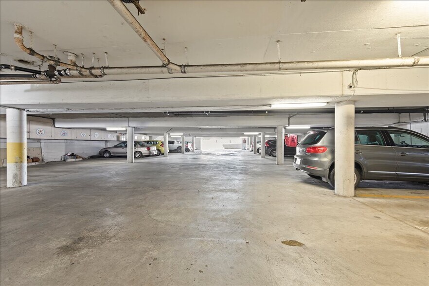 More Photos Of 220 Athol Ave, Oakland Apartments For Sale