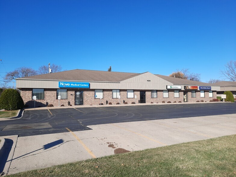More Photos Of 1620 S Ashland Ave, Green Bay Medical For Lease