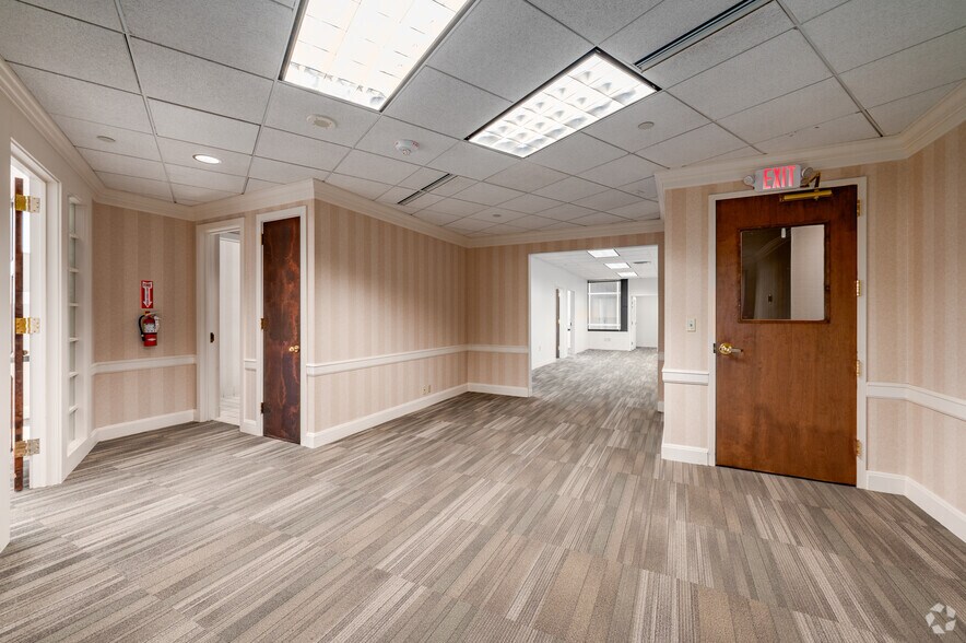 Photo of 10th Floor Ste 1060