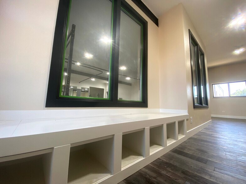 More Photos Of 3803 Niagara St, Denver Freestanding For Lease