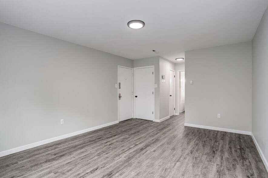More Photos Of 551 S Fairfax St, Denver Apartments For Sale